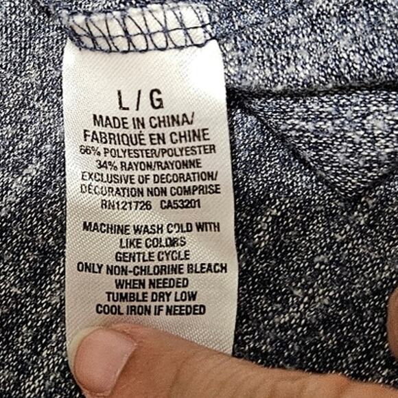 Aeropostale Women's High-Low Sweater Size Large Blue Marble Lace Back Cut Out - Picture 9 of 9